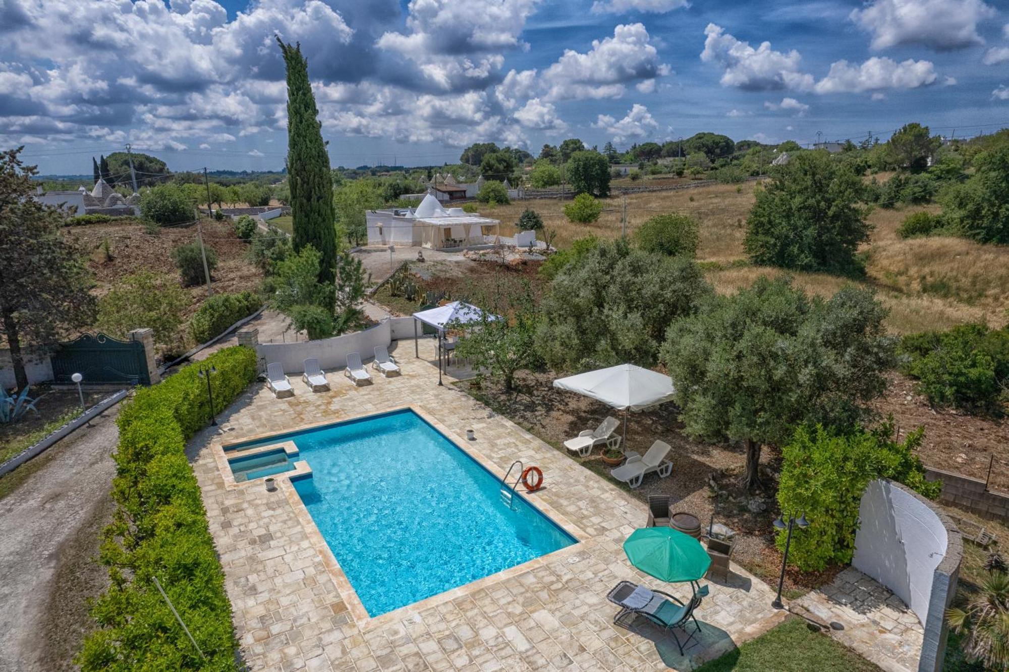 הוילה מרטינה פרנקה Trulli Gianfelice מראה חיצוני תמונה